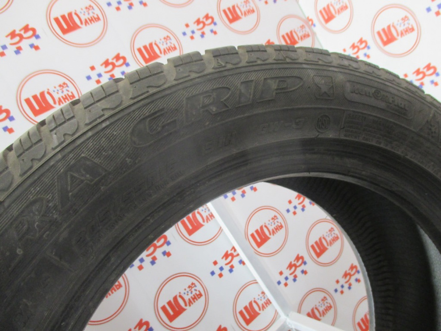 Шина Б/У 205/55 R16 Зима GOODYEAR Eagle Ultra Grip GW-3 RSC Кат. 3
