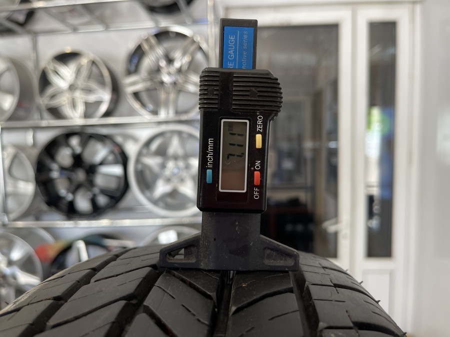 Шина Б/У 195/60 R15 Лето BRIDGESTONE Potenza RE-88 Кат. 3