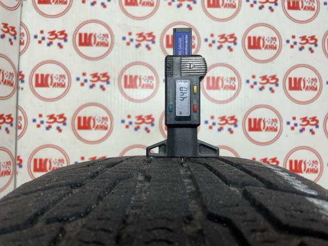 Шина Б/У 235/60 R18 Зима NOKIAN HKPL-R/SUV-R Кат. 5