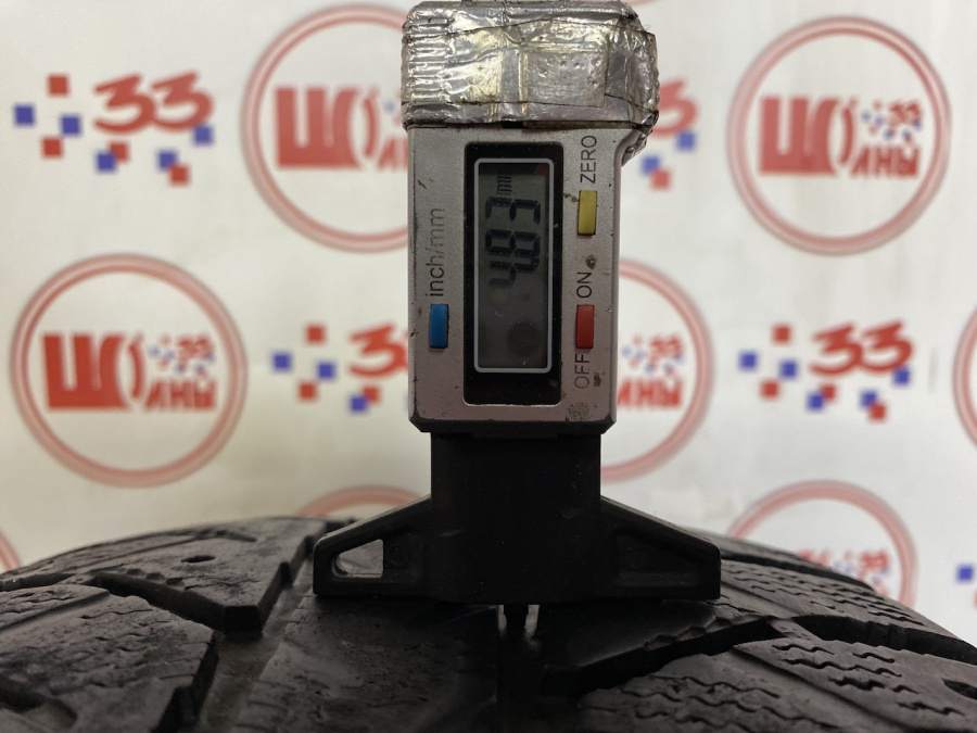 Шина Б/У 205/55 R16 Зима Шипы  BRIDGESTONE IC-7000 Кат. 5