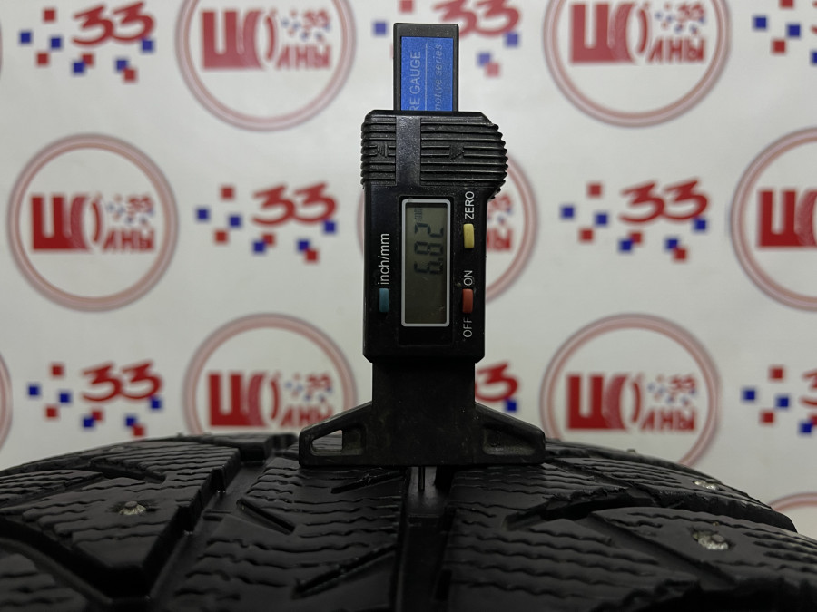 Шина Б/У 245/45 R17 Зима Шипы  BRIDGESTONE IC-7000 Кат. 3