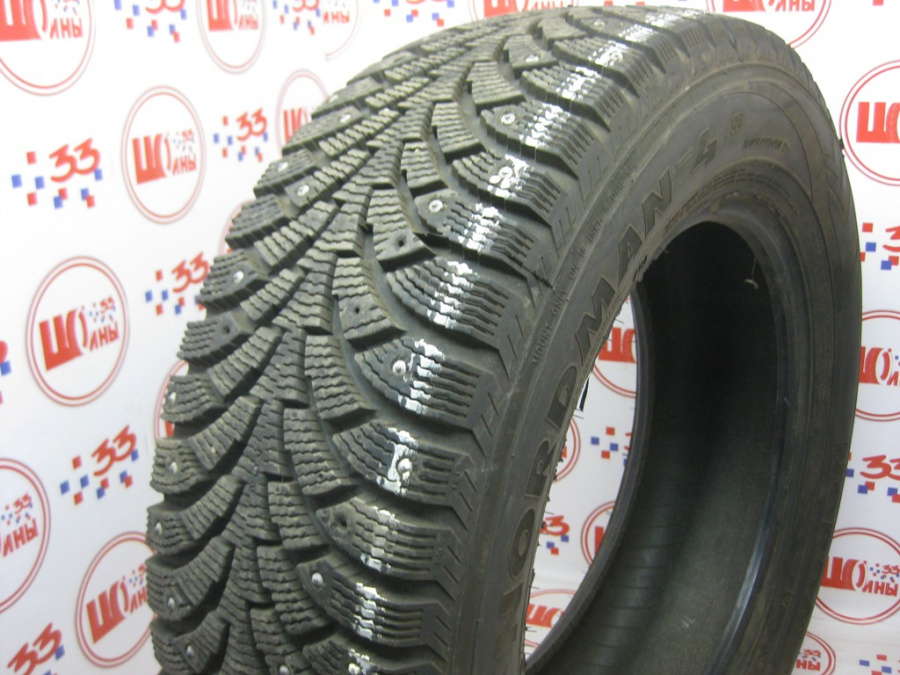 Комплект Б/У 215/65 R16 Зима Nordman 4 износ около 18%