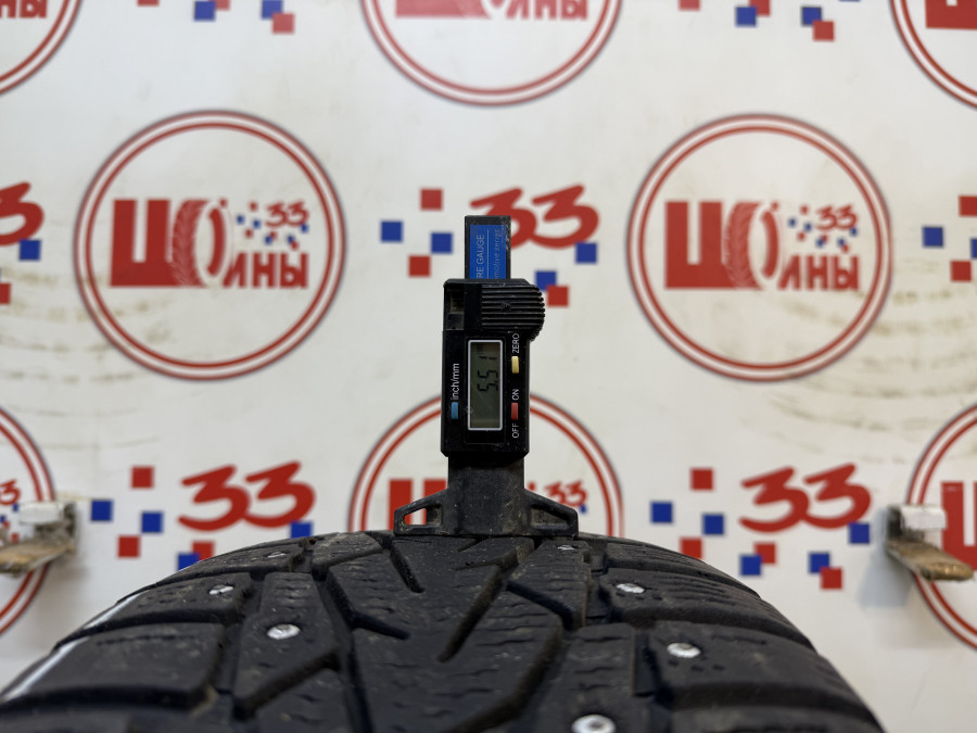 Шина Б/У 205/60 R16 Зима Шипы  NOKIAN HKPL-7/SUV-7 Кат. 4