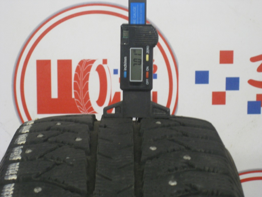 Шина Б/У 205/65 R15 Зима Шипы  BRIDGESTONE IC-7000 Кат. 3
