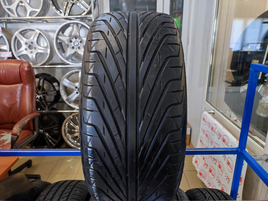 Шина Б/У 225/40 R18 Лето Triangle Talon TR-968 Кат. 4