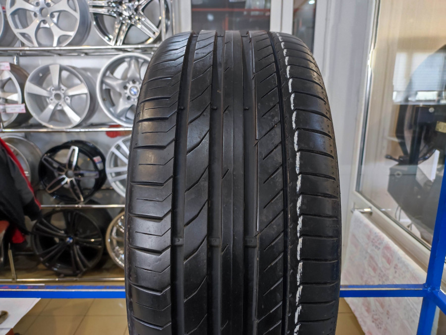 Шина Б/У 235/40 R18 Лето CONTINENTAL C.Sport Contact-5 Кат. 3