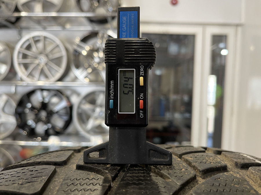 Шина Б/У 265/40 R20 Зима DUNLOP SP Winter Sport 3-D Кат. 5