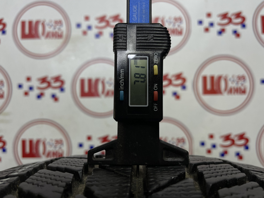 Шина Б/У 225/50 R17 Зима TOYO Observe Garit КХ Кат. 3