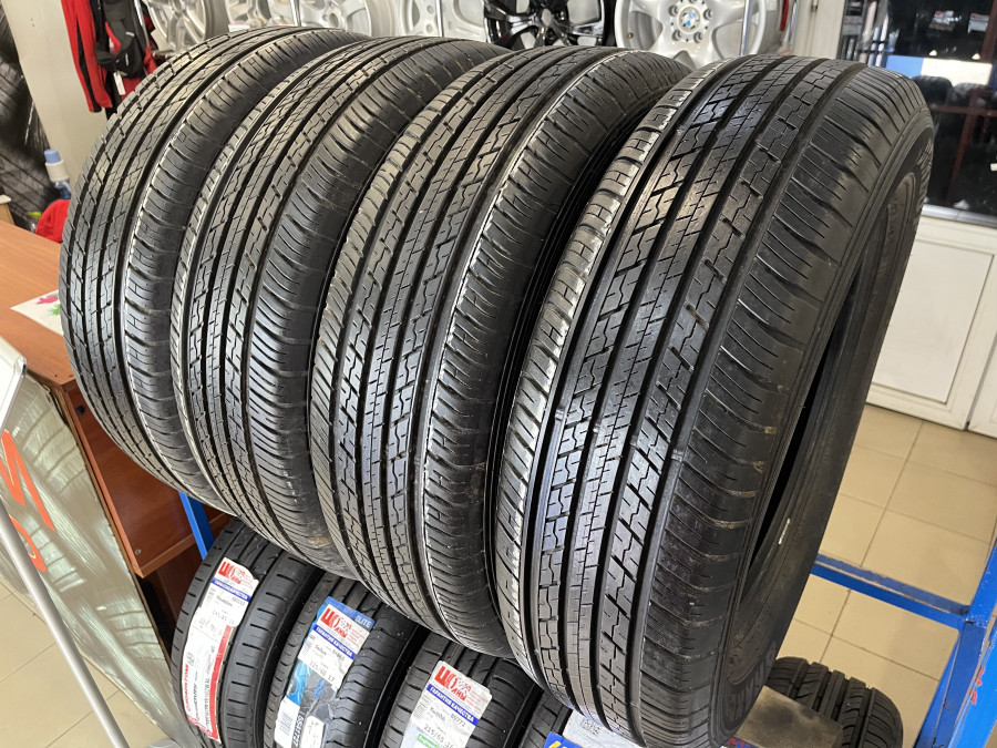 Шина Б/У 225/65 R17 Лето DUNLOP Grandtrek ST-30 Кат. 2
