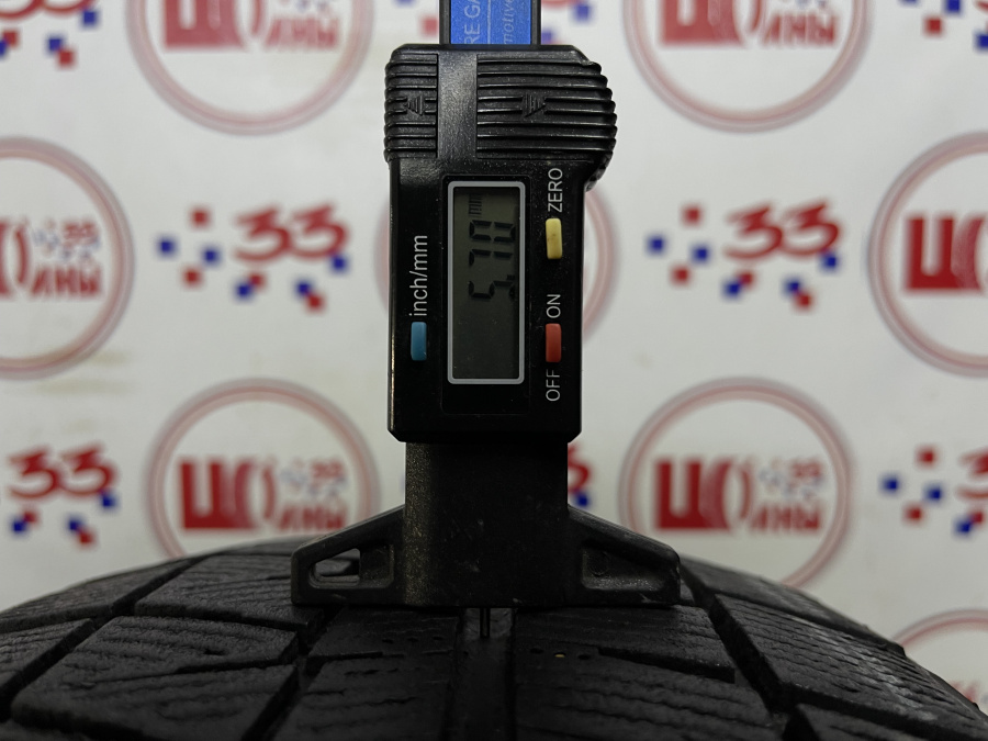 Шина Комплект 4 шины Б/У 205/60 R16 Зима Bridgestone Blizzak REVO-GZ износ 25-50%