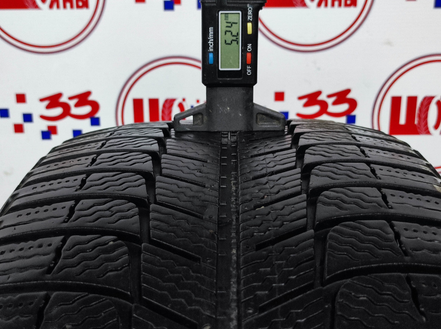 Шина Комплект Б/У 225/55 R17 Зима Michelin X-Ice 3 износ около 45%