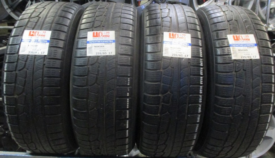 Шина Б/У 235/65 R17 Зима NOKIAN WR G-2/SUV WR G-2 Кат. 5