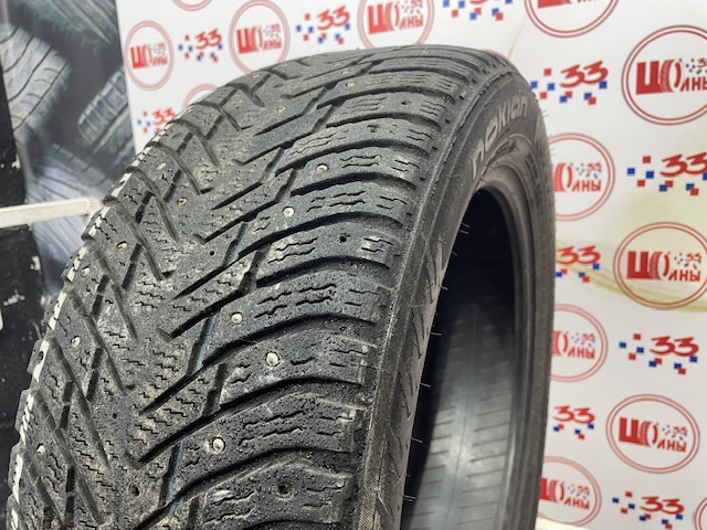 Шина Б/У 215/55 R17 Зима Шипы  NOKIAN HKPL-8/SUV-8 Кат. 5