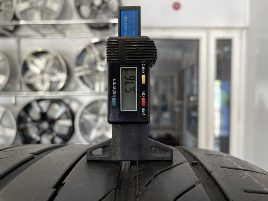 Шина Б/У 295/35 R21 Лето CONTINENTAL C.Sport Contact-5P Кат. 5