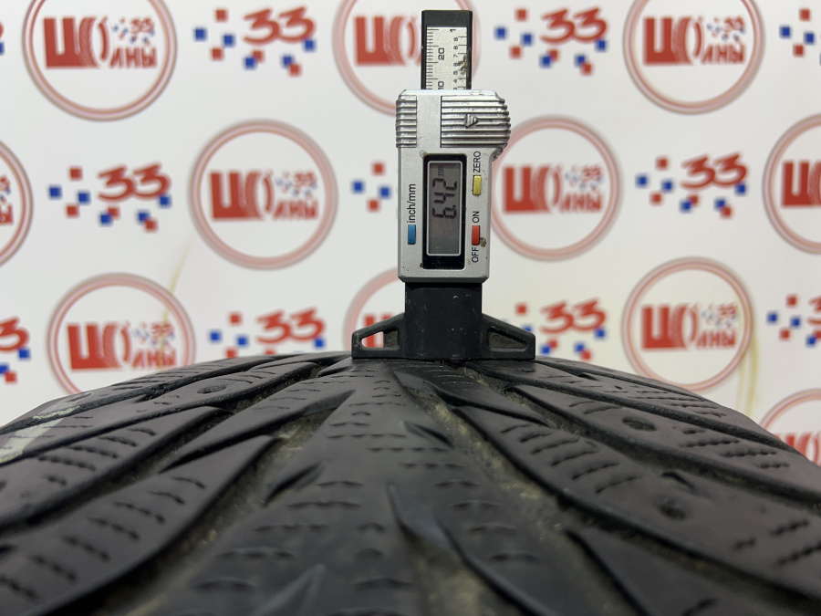 Шина Б/У 245/50 R18 Зима Шипы  YOKOHAMA Ice Guard IG-35 Кат. 4