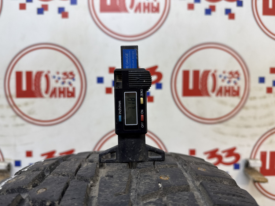 Шина Б/У 225/65 R17 Зима Шипы  DUNLOP SP Winter Ice-01 Кат. 2