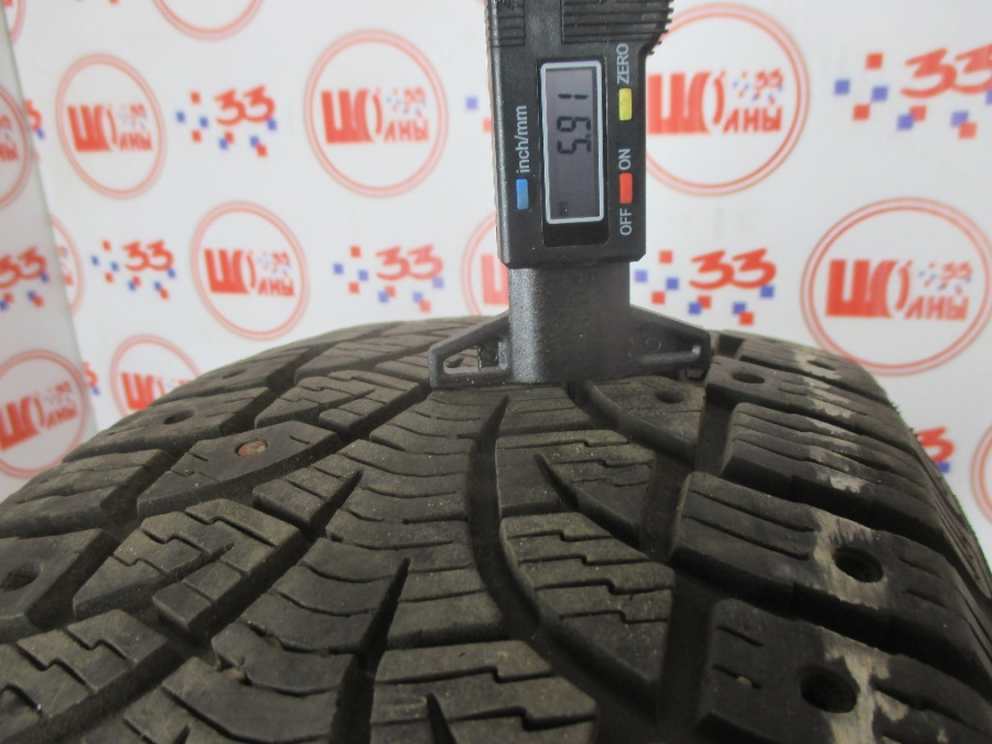 Шина Б/У 215/55 R16 Зима Шипы  PIRELLI Winter Carving/Carving Edge Кат. 4