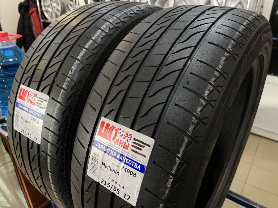 Шина Б/У 215/55 R17 Лето MICHELIN Primacy LC Кат. 4