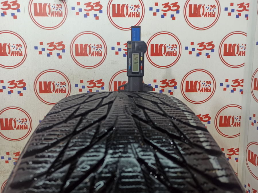 Шина Б/У 215/60 R16 Зима NOKIAN HKPL-R-2/SUV-R-2 Кат. 4