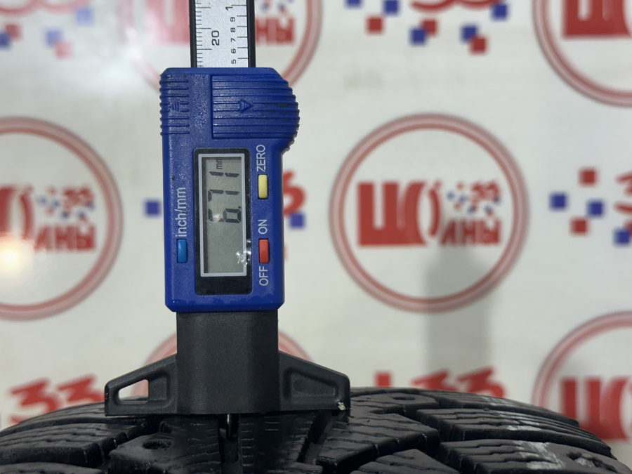 Шина Комплект 4 шины Б/У 185/65 R15 Зима Nordman 5 / 5-SUV износ 10-40%
