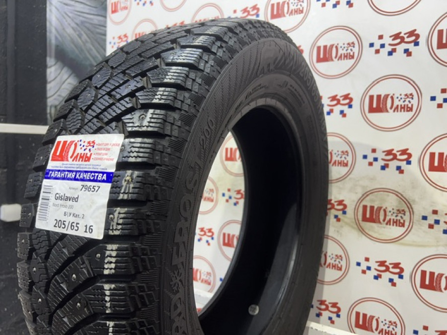 Шина Б/У 205/65 R16 Зима Шипы  GISLAVED Nord Frost-200 Кат. 2