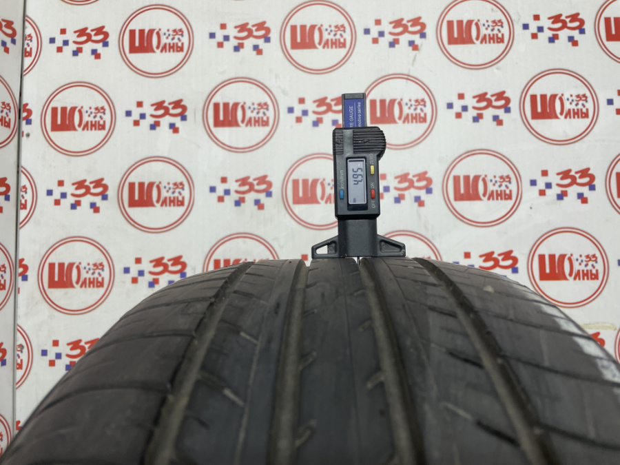 Шина Б/У 215/55 R17 Лето YOKOHAMA Blu Earth Е-70 Кат. 4