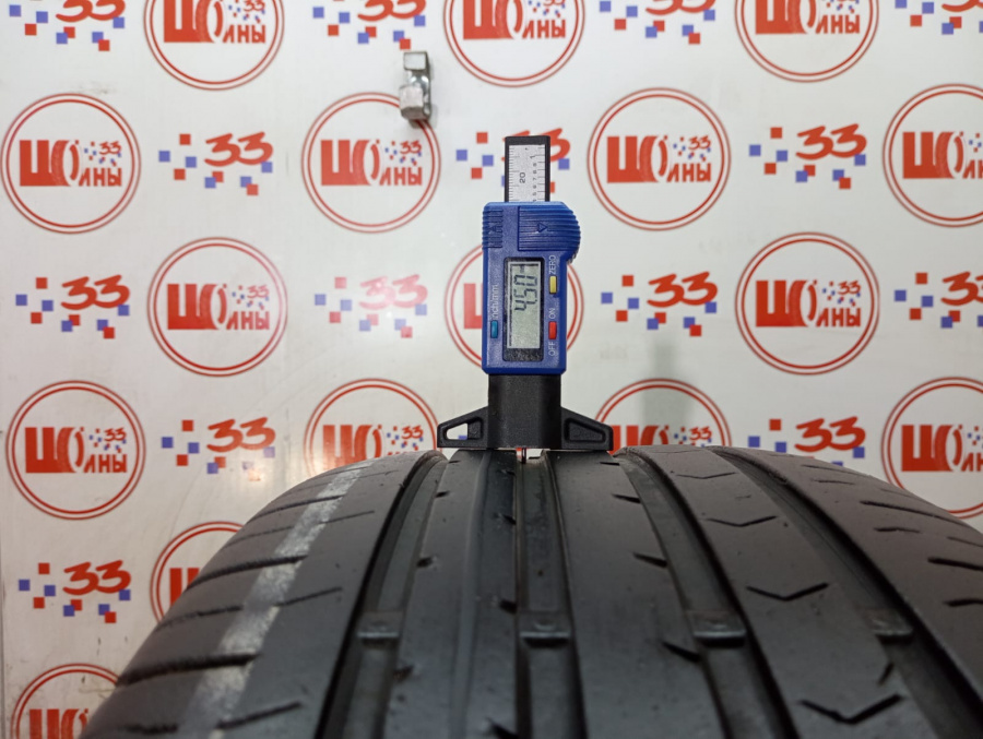 Шина Б/У 215/60 R17 Лето CONTINENTAL C.PremiumContact-5 Кат. 4
