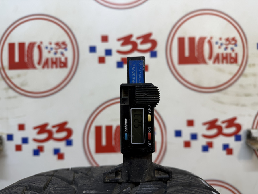 Шина Б/У 225/40 R18 Зима NOKIAN HKPL-R-2/SUV-R-2 Кат. 5