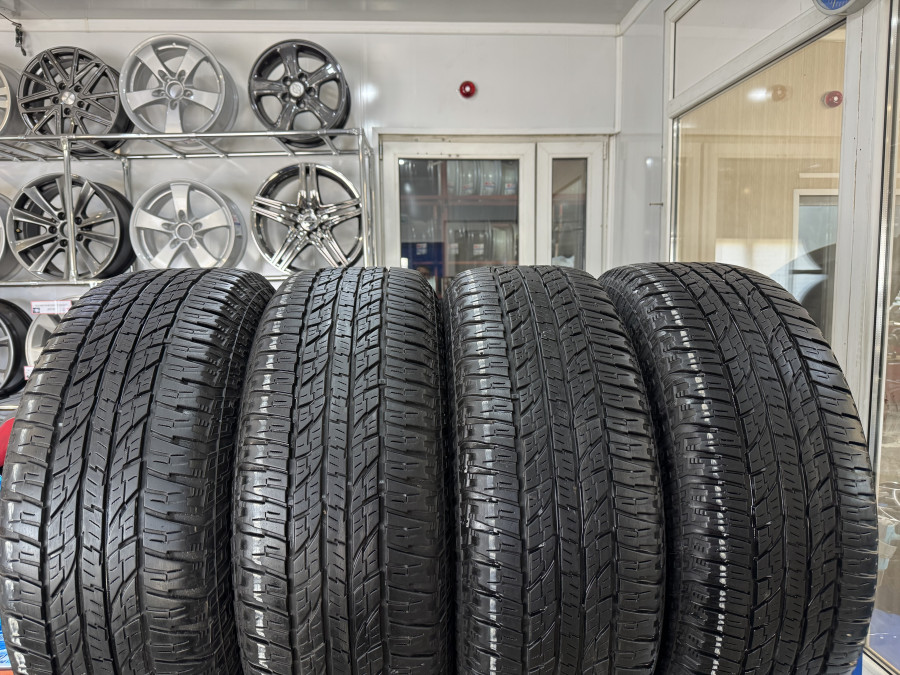 Шина Б/У 275/65 R17 Лето YOKOHAMA Geolandar G-015 A/T Кат. 2