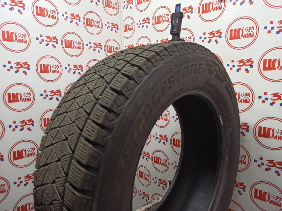 Б/У 225/65 R17 Зима BRIDGESTONE Blizzak DM-V2 Кат. 4