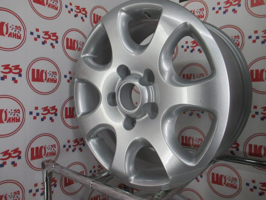 Б/У Диск Литой неоригинальный 7.5 JR17 5/130 55 d71.6  (КолпачкиБез колпачка) Volkswagen Кат.В
