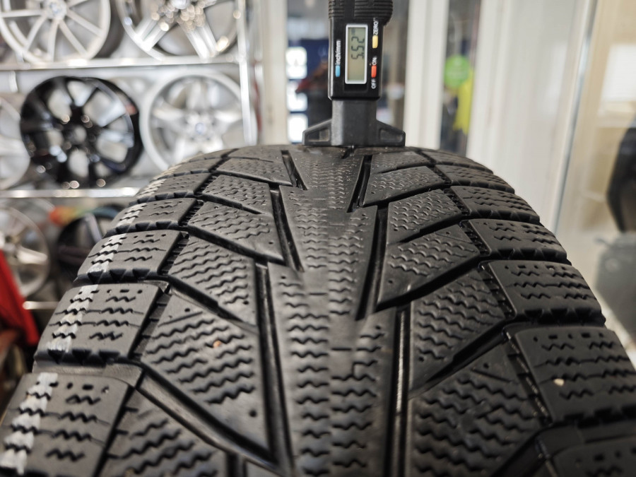 Шина Б/У 215/60 R17 Зима HANKOOK Winter I*Cept W-616 Кат. 4
