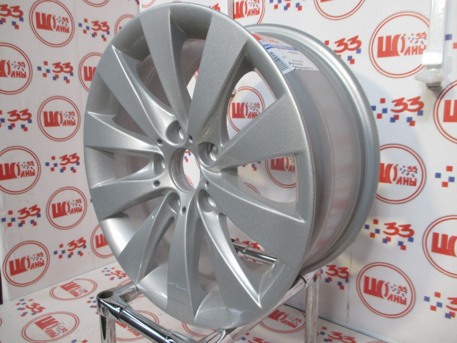 Б/У Диск Литой оригинальный 7.5 JR17 5/120 37 d72.6  (КолпачкиОригинальные) BMW Кат.В