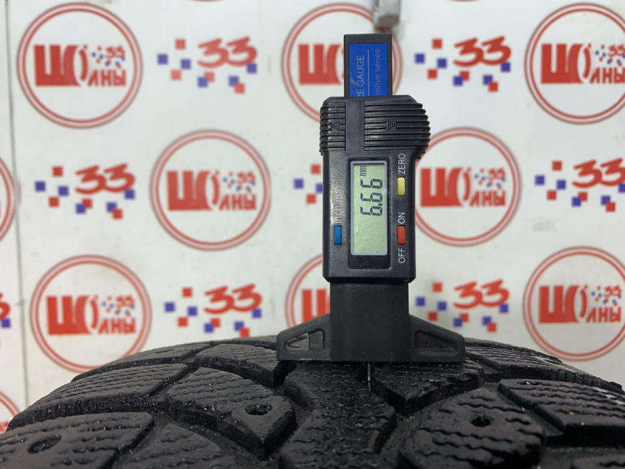 Шина Б/У 225/60 R17 Зима Шипы  BRIDGESTONE Blizzak Spike-01 Кат. 5