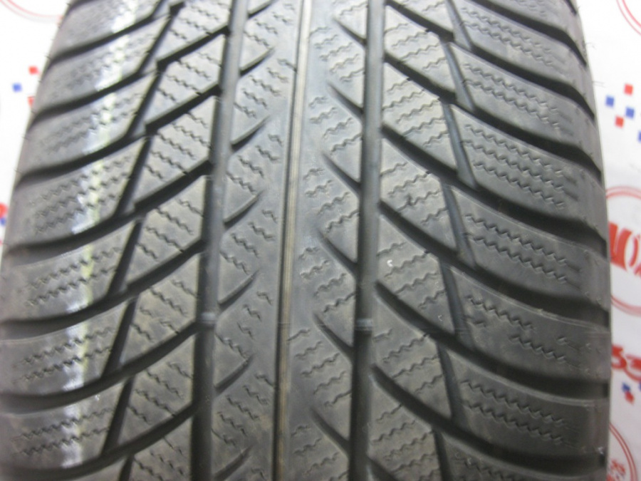 Шина Б/У 225/50 R17 Зима BRIDGESTONE Blizzak LM-001 Кат. 3
