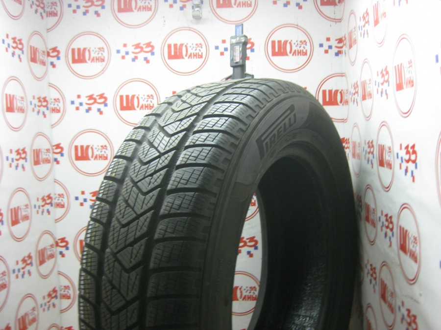 Шина Комплект Б/У 215/65 R17 Зима PIRELLI Scorpion Winter износ около 18%