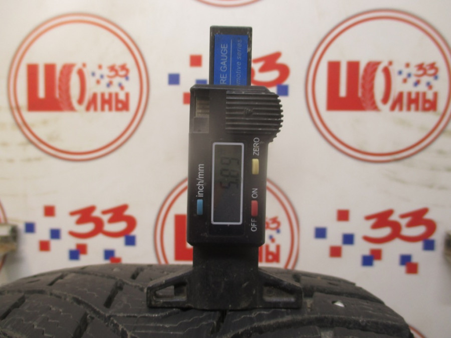 Шина Б/У 235/50 R17 Зима Шипы  MICHELIN X-Ice North-3 Кат. 4