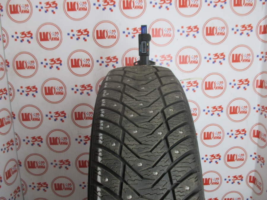 Б/У 205/65 R16 Зима Шипы  YOKOHAMA Ice Guard IG-65 Кат. 3
