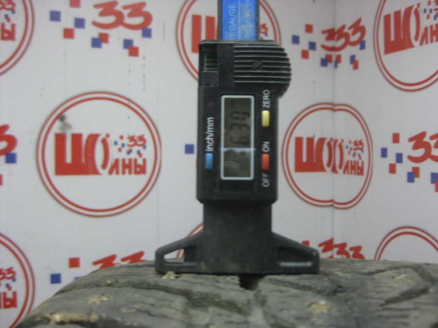 Шина Б/У 235/50 R17 Зима Шипы  NOKIAN HKPL-8/SUV-8 Кат. 3